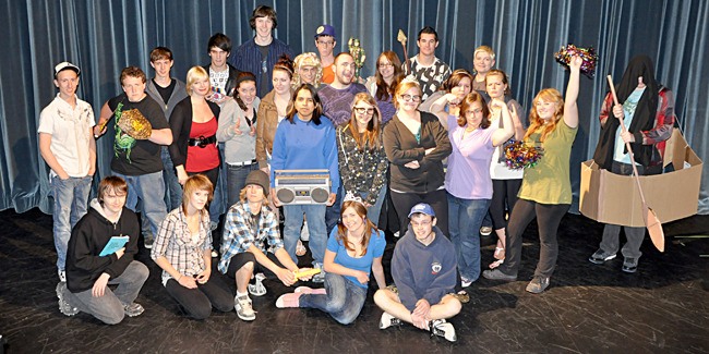 The DTSS senior drama group will be getting ready to perform The Greek Mythology Olympiaganza.