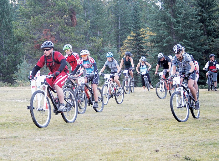 Racers in the 25k leg of the Kootenay Krusher head out.