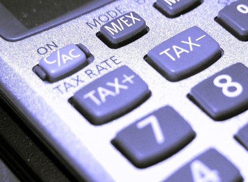 Tips on saving money this tax season