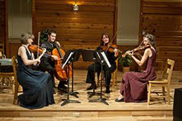 La Cafamore String Quartet is joined by clarinettist Nicola Everton