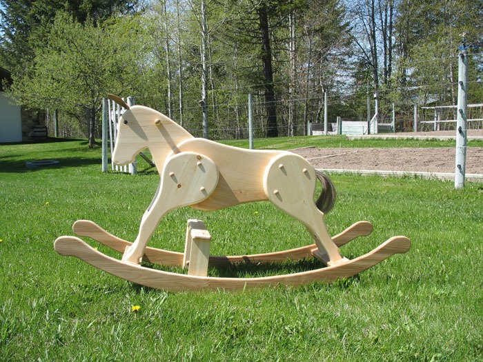 This year's feature will be the Chinese Auction of the Hobby Horse hand-crafted by Fred Blumstengel.