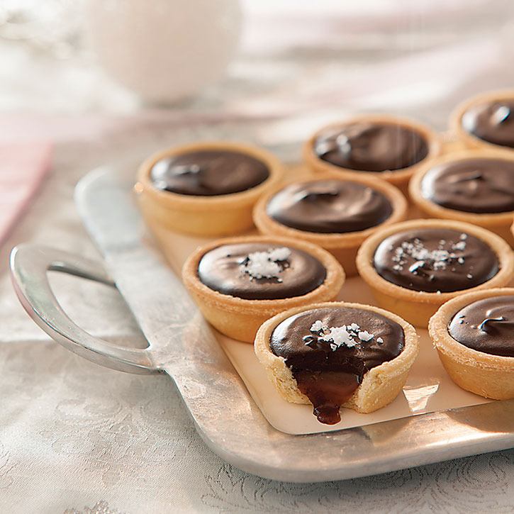 Salted Caramel Chocolate Tarts