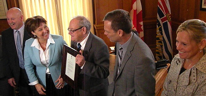 Premier Christy Clark meets Fred (left)
