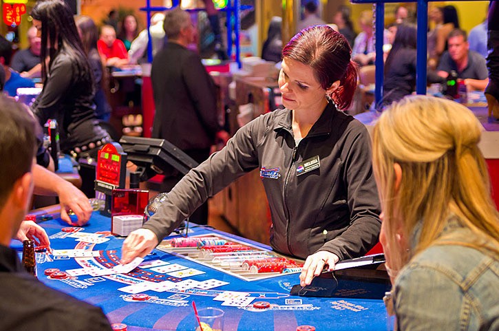 VIDEO: Gambling and drug addicts share similar brain activity: UBC study