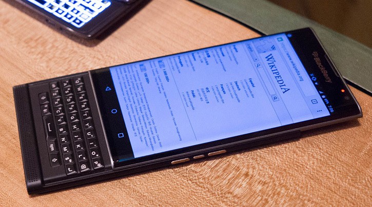 Five years ago BlackBerry was the standard for mobile communications in the B.C. government. Now only 1