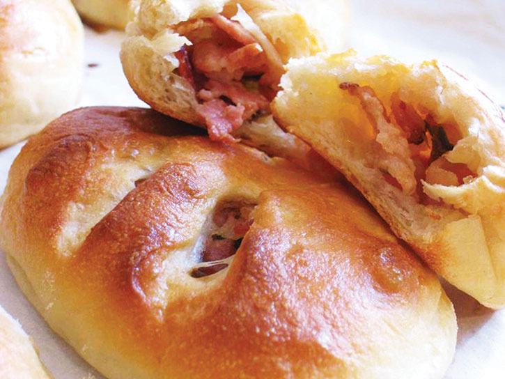 Bacon & Onion-stuffed Rolls (Piradzini)