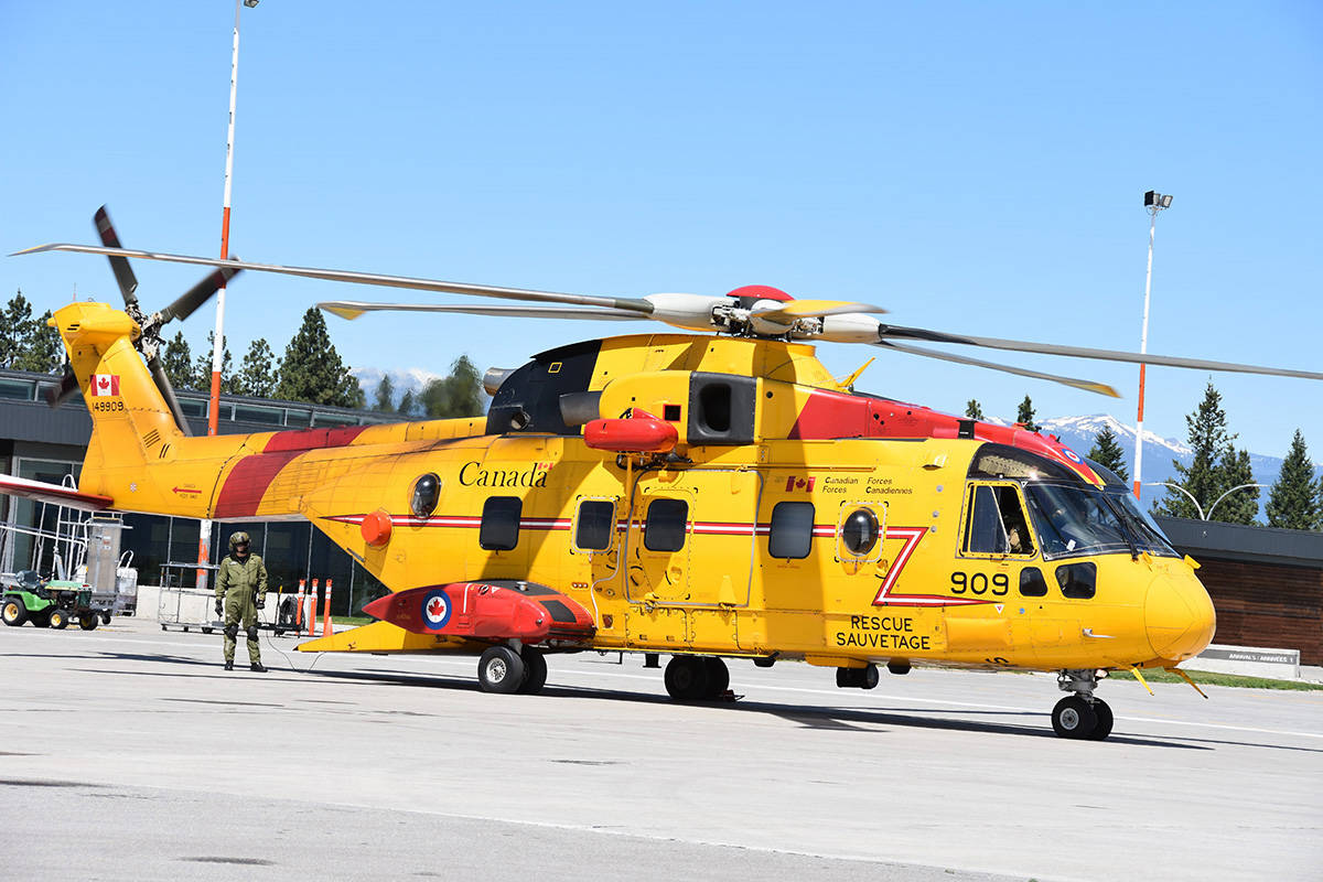 A Cormorant helipcopter and a fixed wing aircraft were cirlcing an “area of interest” near Kimberley on Saturday afternoon.